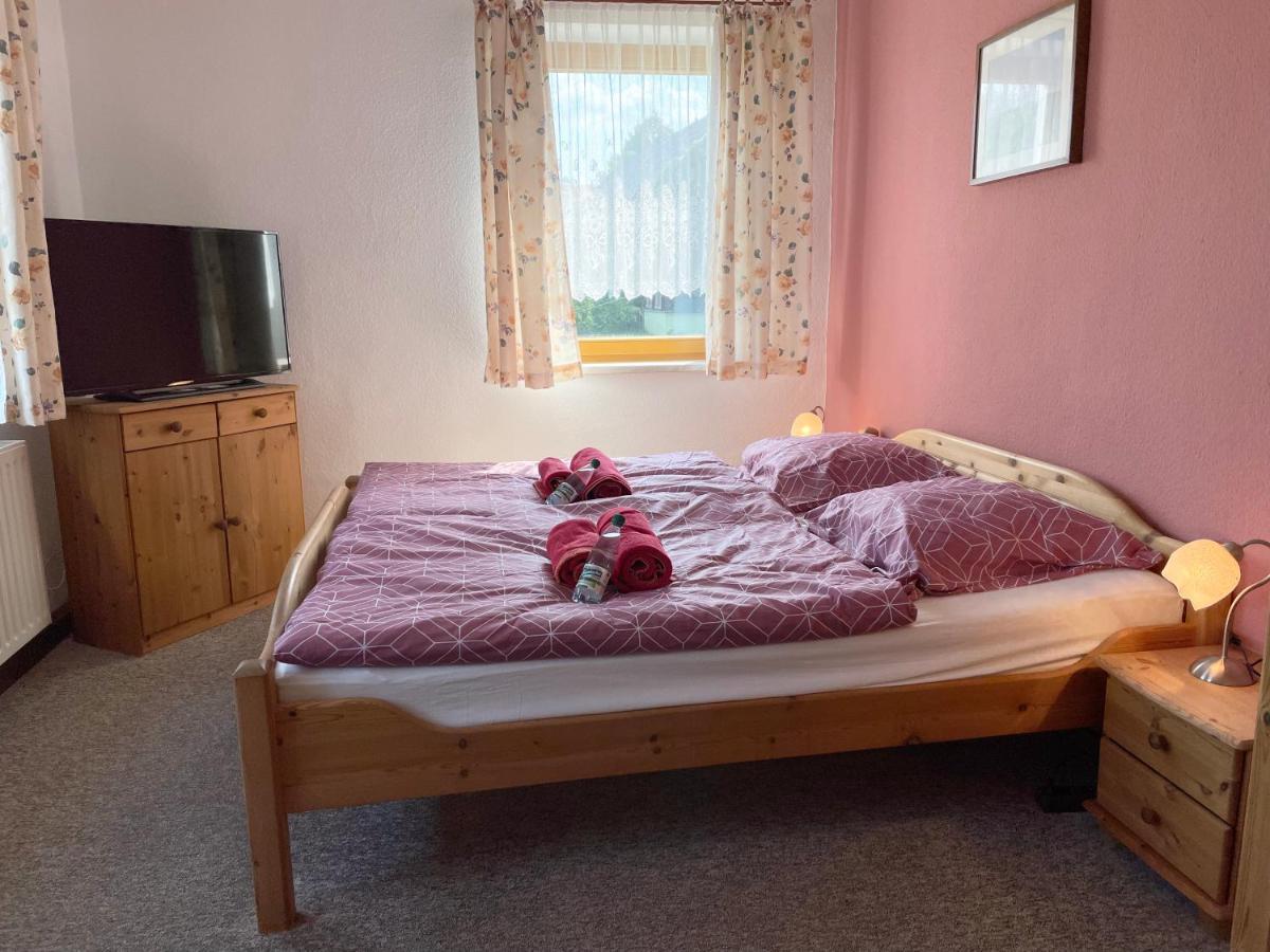 Einkehr Zur Rennstrecke Hohnstein